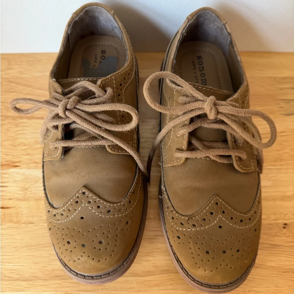 Boys dress shoes, size 13